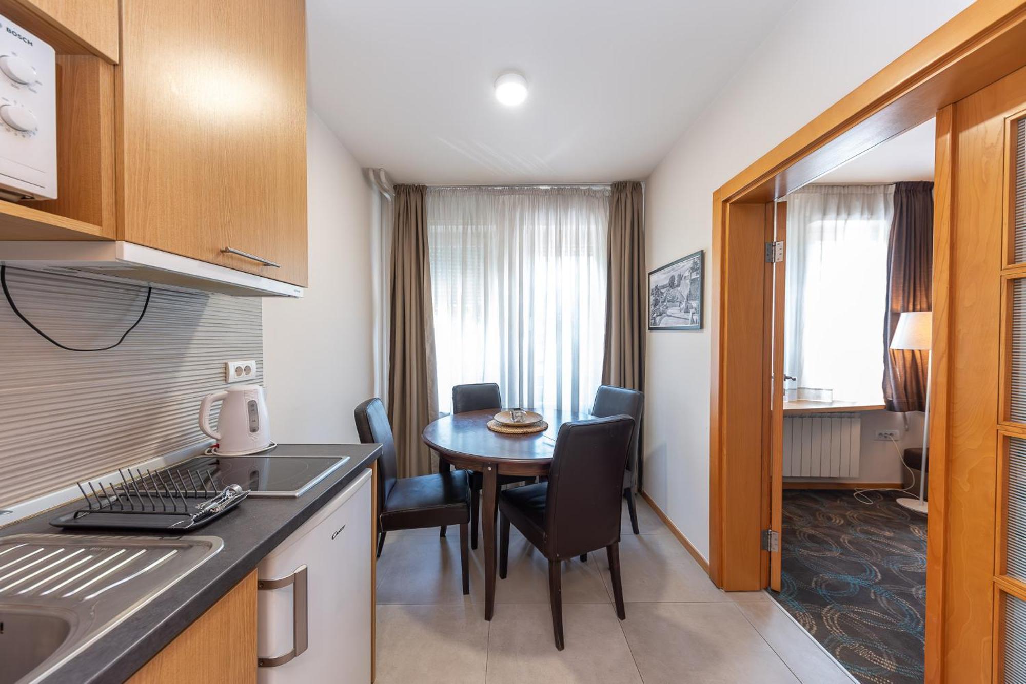 Top Central Apartments