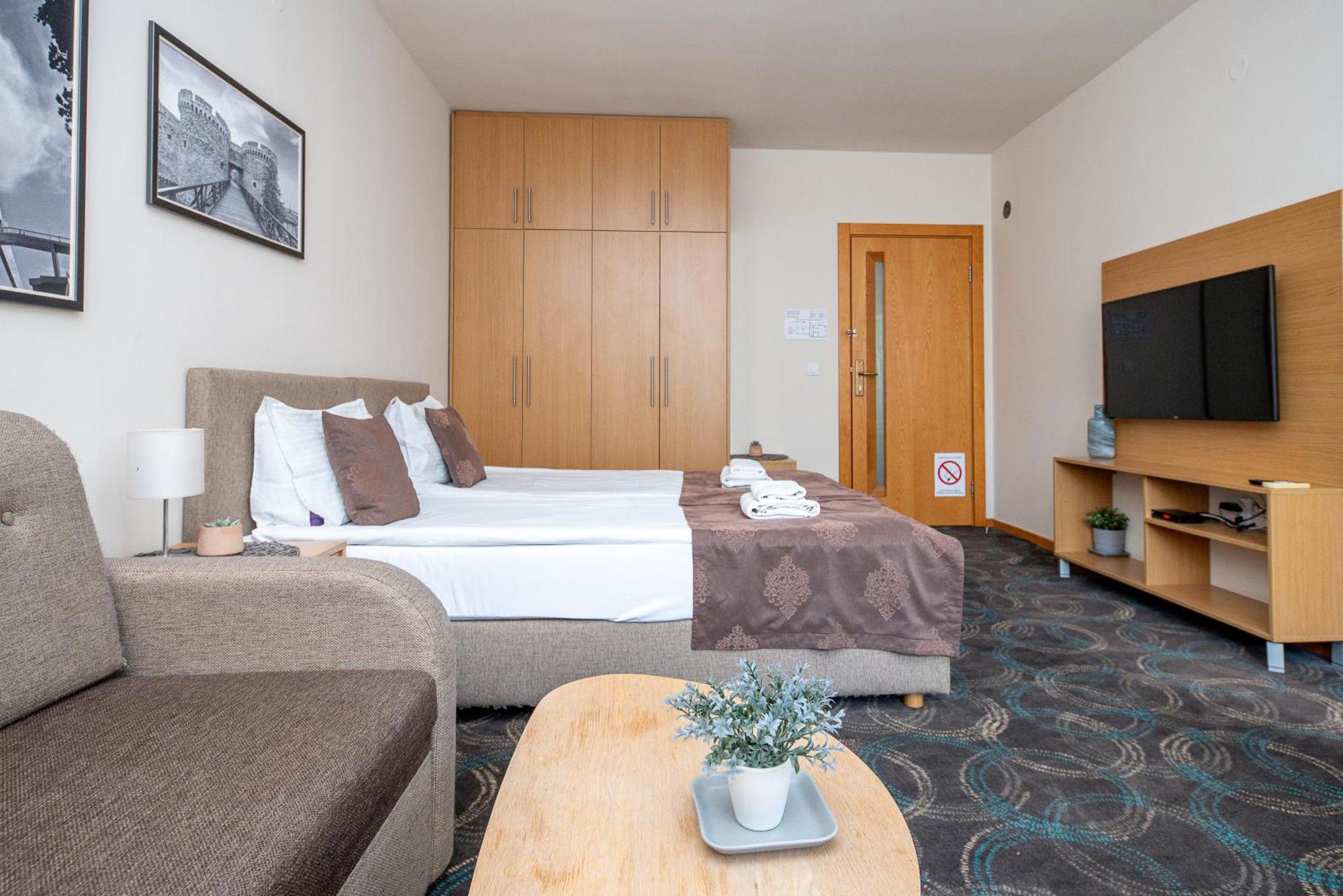 Lägenhet Top Central Apartments Belgrad